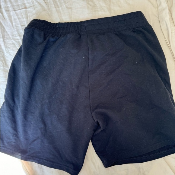 Gymshark shorts size medium x3 - Picture 3 of 4